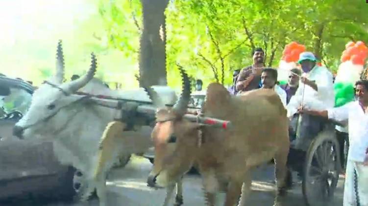 udf candidate road show in bullock cart
