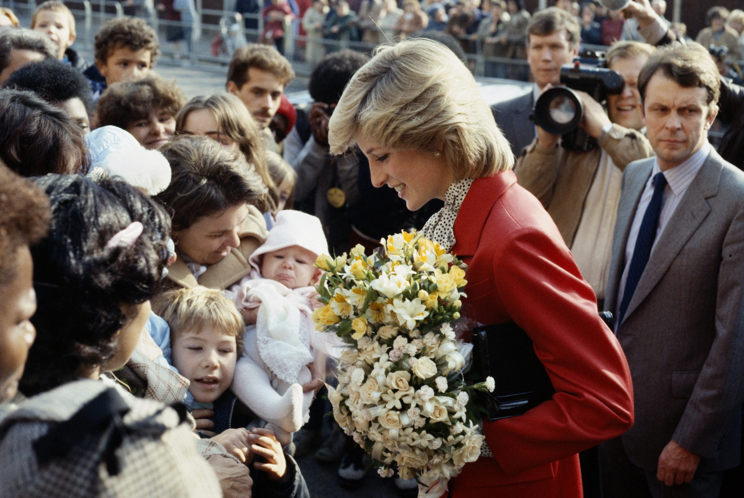diana princess and the controversy and mystery