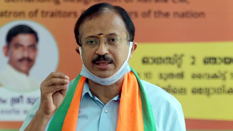 muraleedharan against pinarayi vijayan