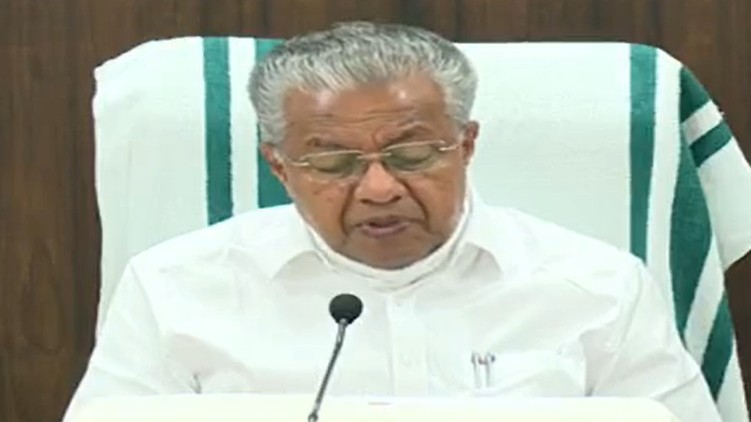 oxygen shortage Kerala Pinarayi