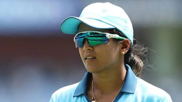 Veda Krishnamurthy mother sister