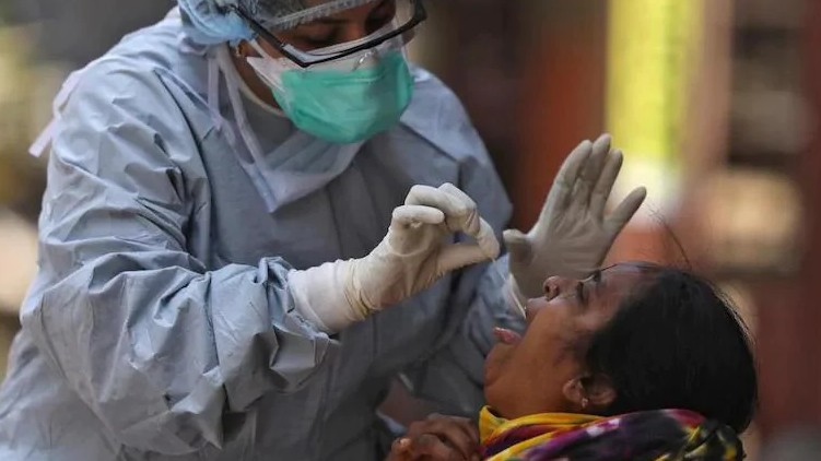 Maharashtra Covid Cases Deaths