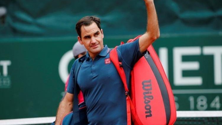 Roger Federer Auctions Tennis