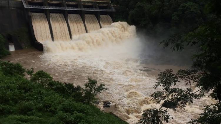 kallarkutty dam shutter opens soon