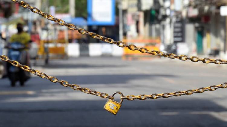 restrictions similar to triple lockdown in 13 areas of kollam