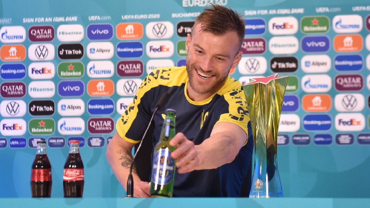 Ukraine's Andriy Yarmolenko cocacola