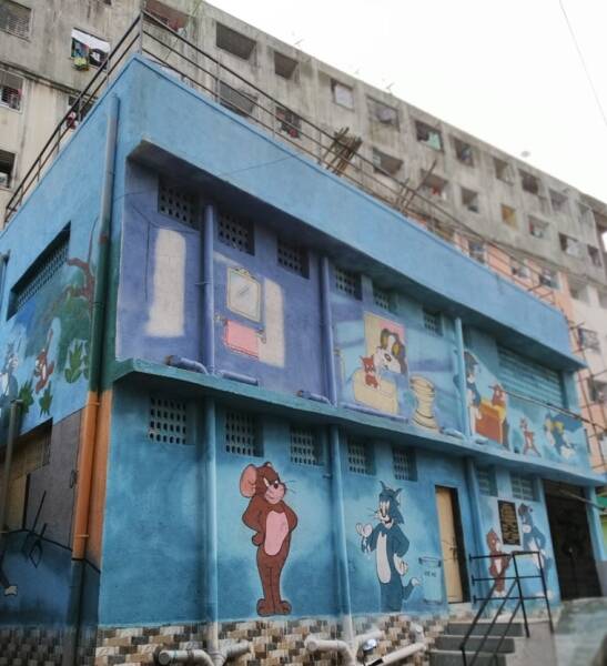 mumbai largest public toilet