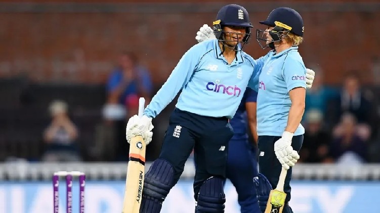 england women won india