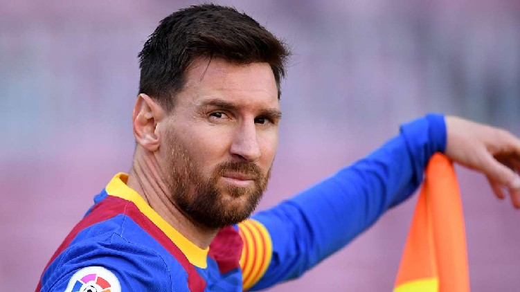 Messi free agent Barcelona