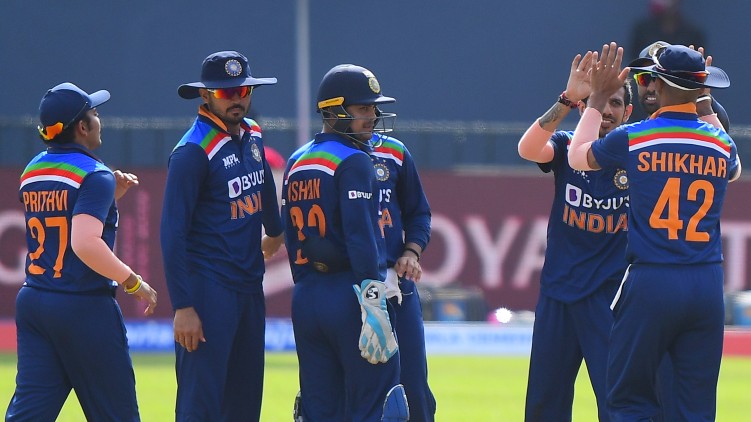 srilanka lost 4 wickets