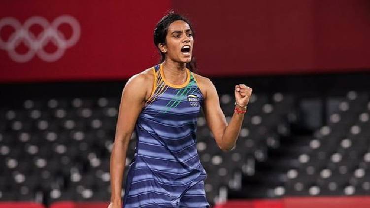 PV Sindhu enter Semi final