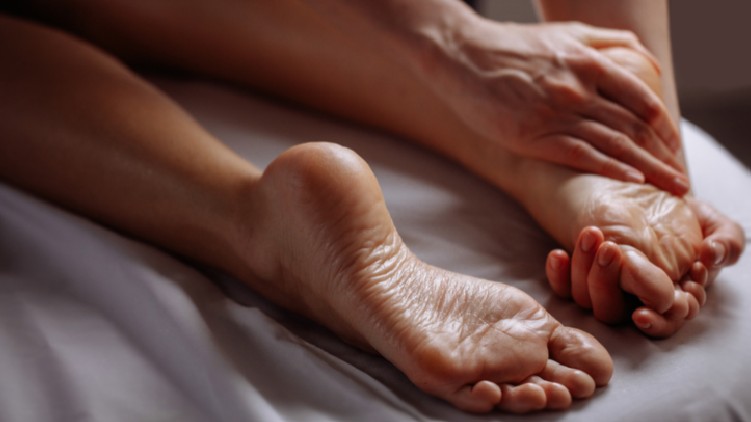 foot massage 
