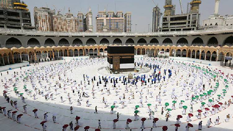 hajj begins today 2021