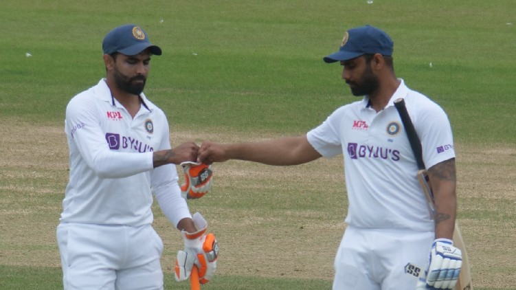 india 283 runs lead