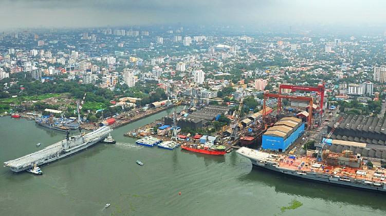 Impersonation cochin shipyard arrest