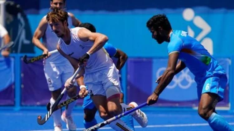 India leads Olympics hockey