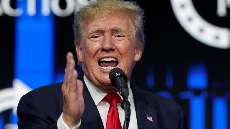 trump criticizes biden taliban