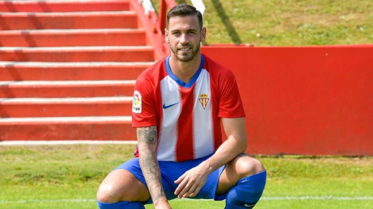 blasters Alvaro Vazquez signing