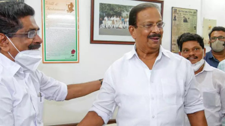 kpcc meeting , k sudhakaran