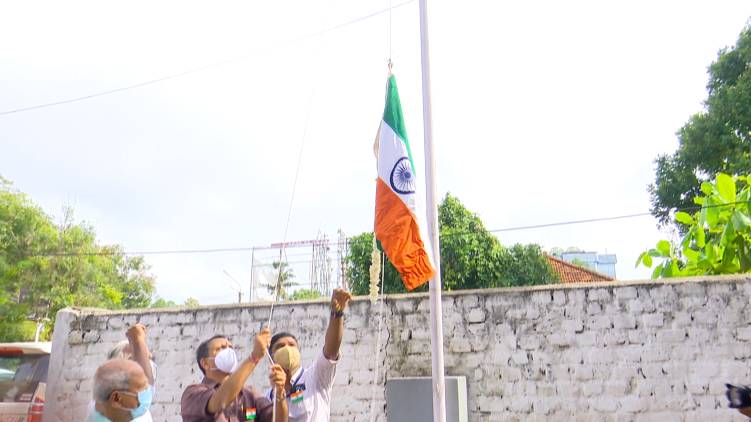 bjp flag hoisting