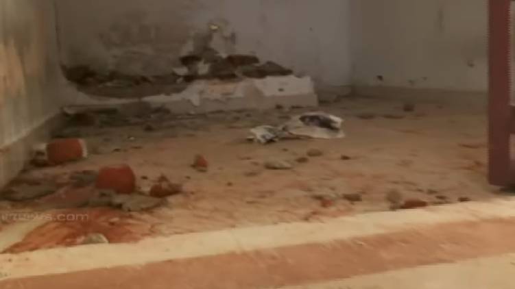 convict destroy jail