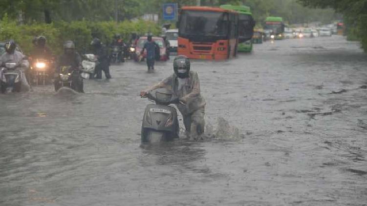 delhi rain update