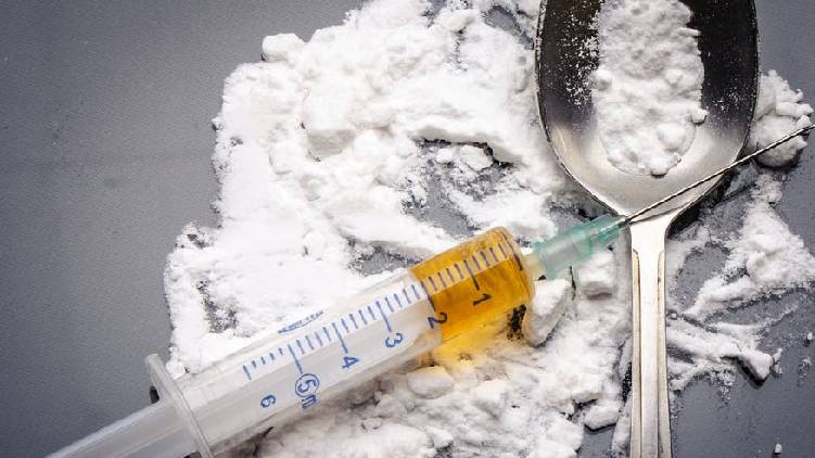 kakkanad drug case 10 crore