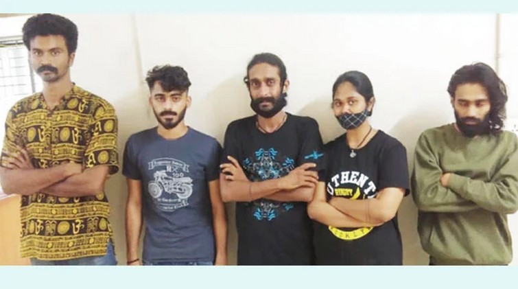 Customs expressing dissatisfaction
