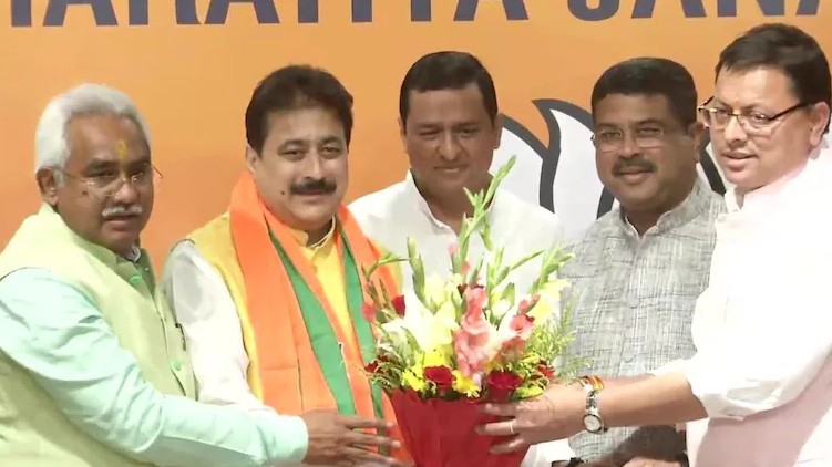 cong. mla joins bjp