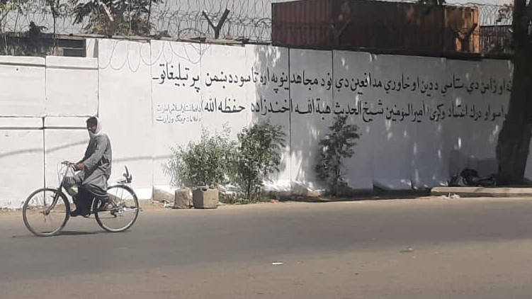 Murals Kabul slogans Taliban
