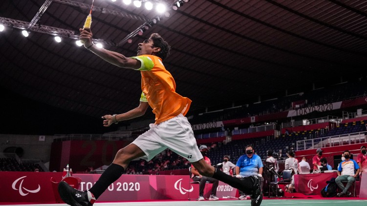 paralympics badminton gold bronze