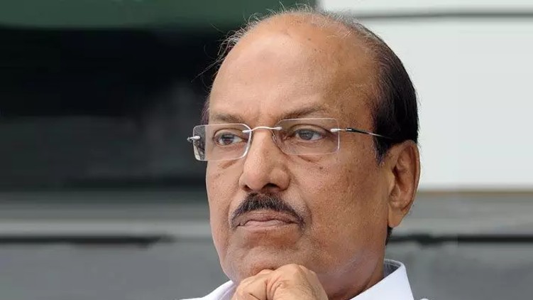 PK Kunjalikkutty to media