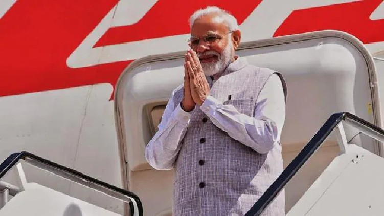 PM Modi leaves for US