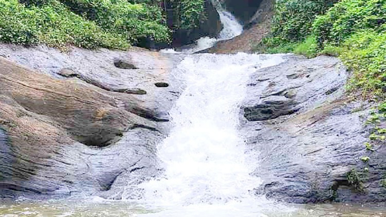 Shoolam Waterfalls Muvattuppuzha