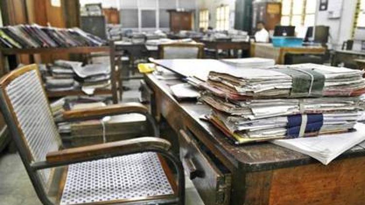 govt employee covid regulations