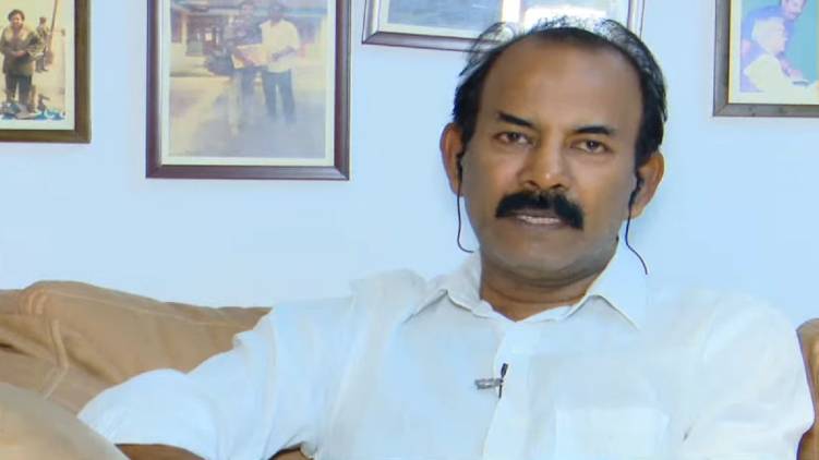 major ravi against monson mavunkal