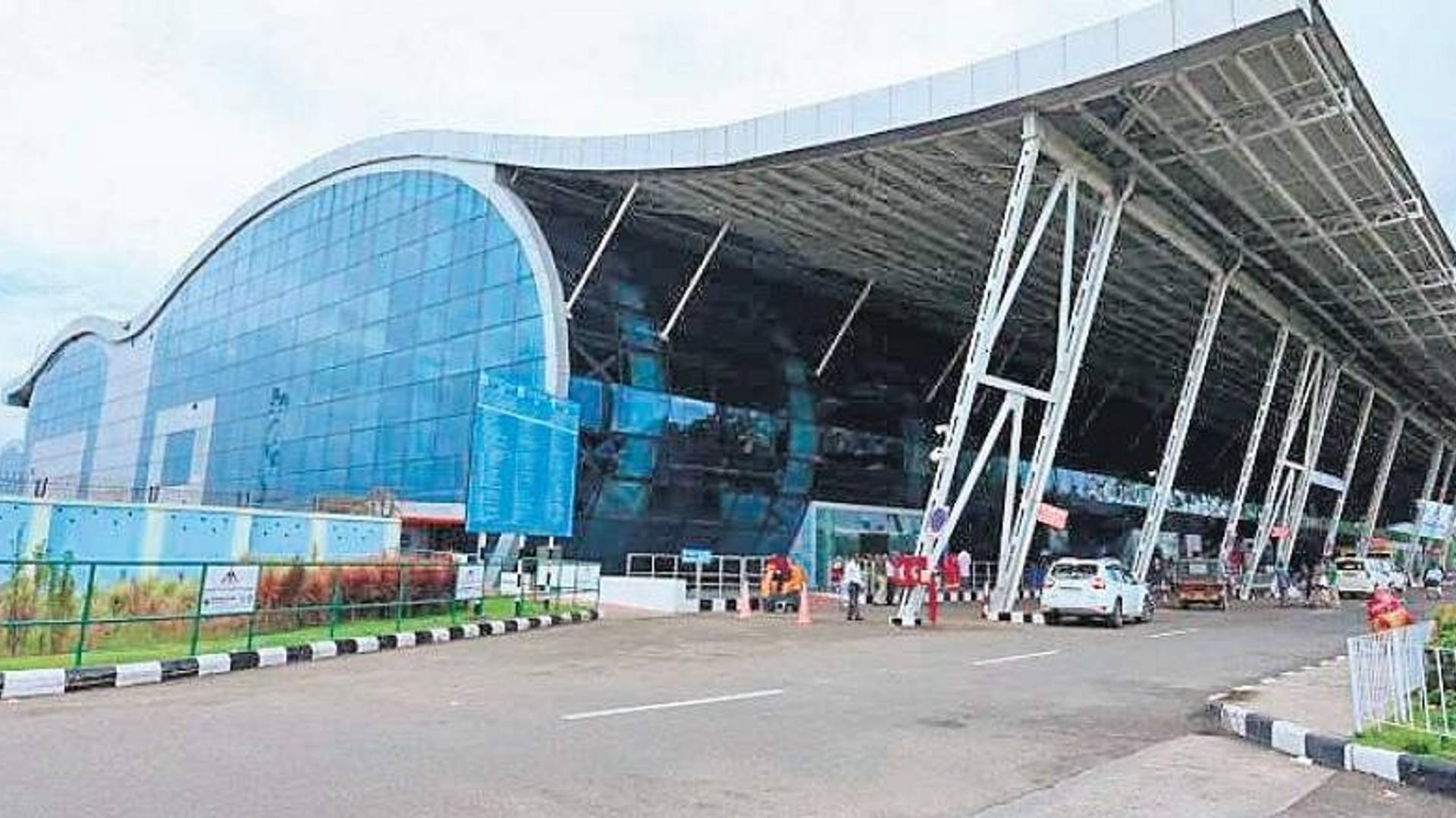 thiruvananthapuram airport adani