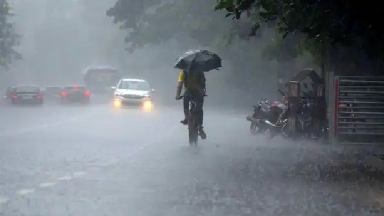 chances of heavy rain kerala