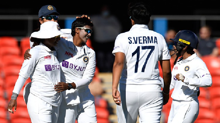australia declare india women