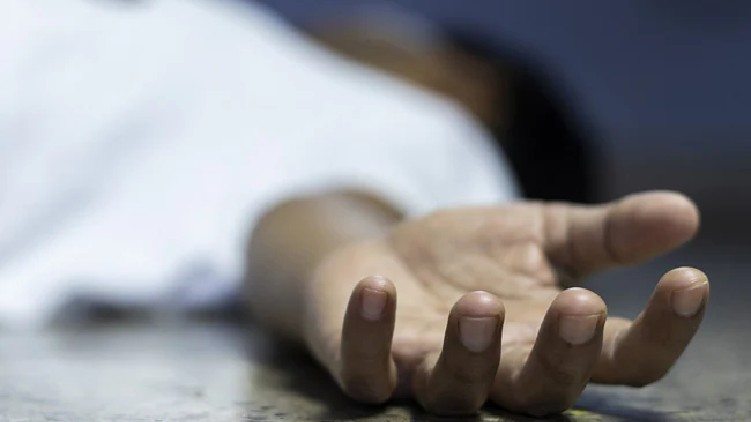 kannur ceiling collaped dead
