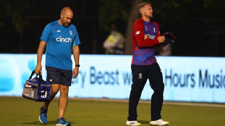 Liam Livingstone finger injury