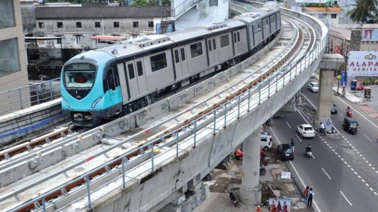 kochi metro ticket price