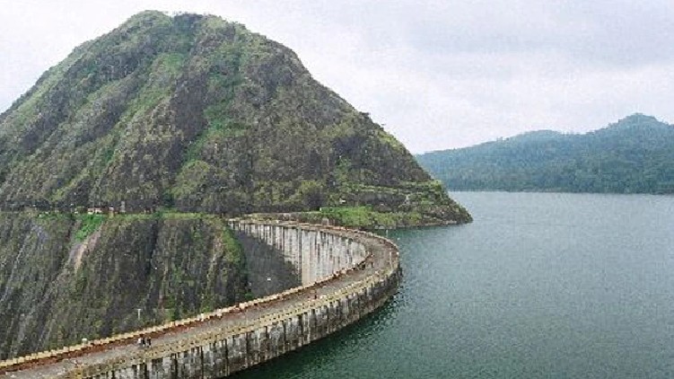 idukki dam water level