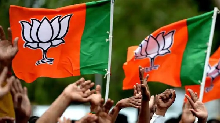 resignation from bjp wayanad