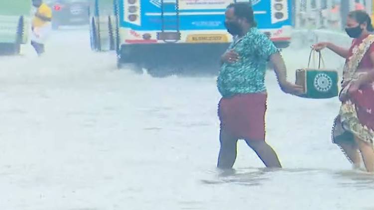kerala tourist places closed