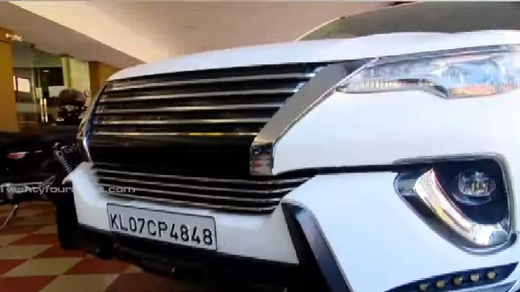 reji malayil car seized