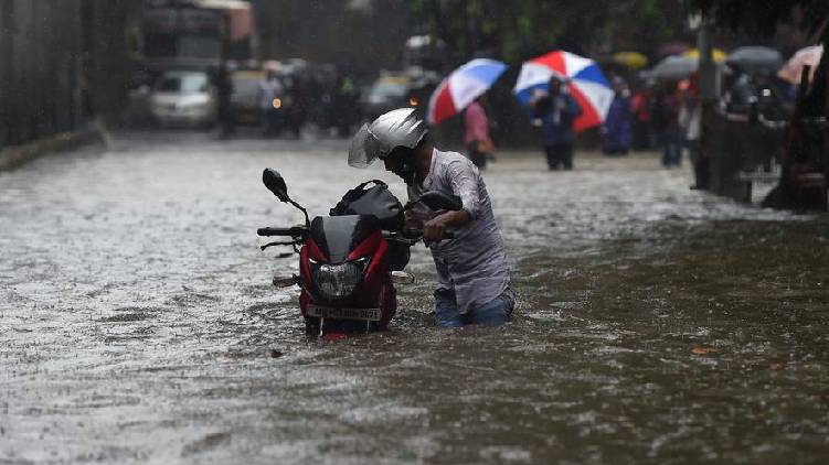 yellow alert 7 district kerala