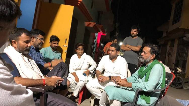 yogendra yadav suspended