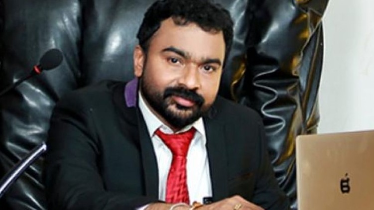 monson mavunkal