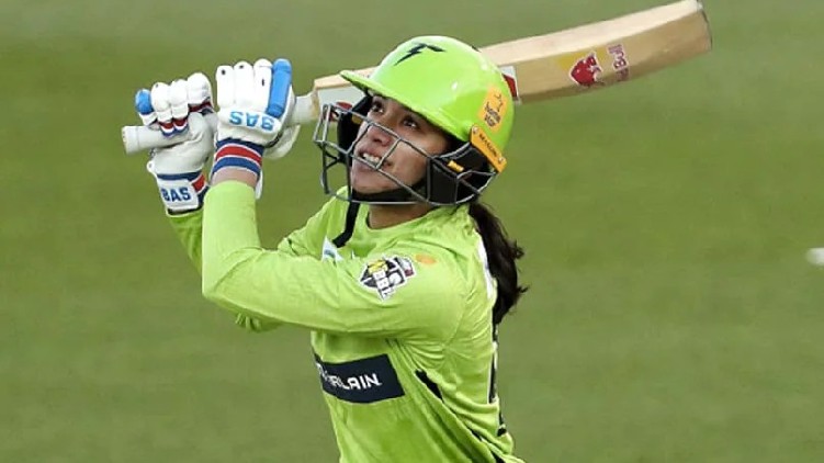 smriti mandhana wbbl century